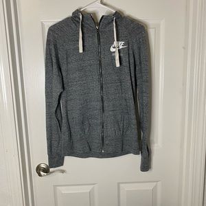 Nike thin sweater size M
